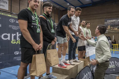 Imagen de la noticia: Estepa entrega los trofeos del III Barba Games, con cientos de atletas y aficionados