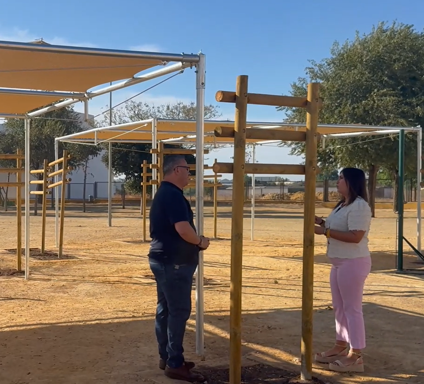 Imagen de la noticia: Mairena del Alcor culmina la instalación de toldos en los patios de sus colegios