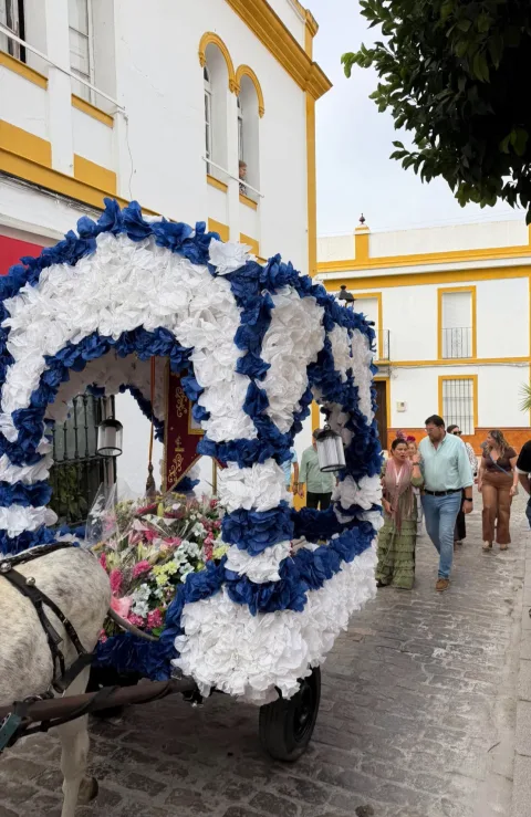 Image for the story: Guillena celebrates the Virgen del Pilar and Hispanidad with a pilgrimage, mass and neighbourhood events