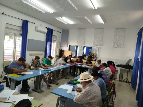 Image for the story: More than 100 seniors from Guillena, Torre de la Reina and Las Pajanosas sign up for the autumn workshops