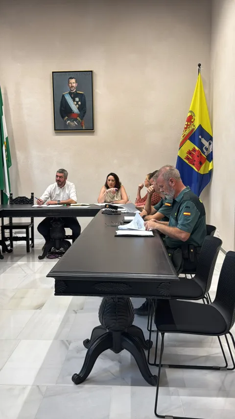 Imagen de la noticia: Fuentes de Andalucía coordina a los profesionales que atienden a víctimas de violencia de género