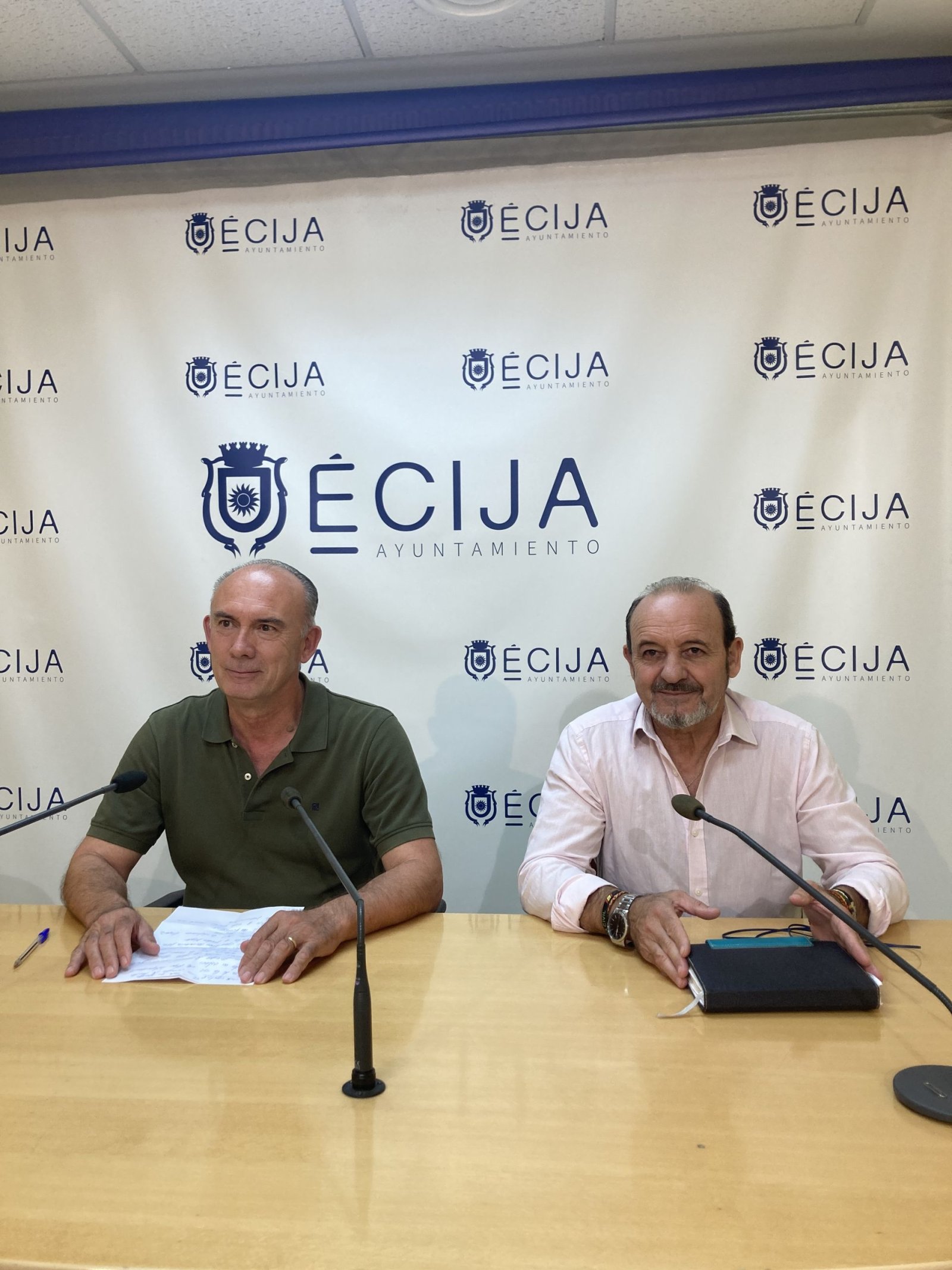 Image for the story: The new owner of the debt on the 91 homes in Écija will negotiate with each family