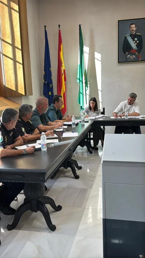 Imagen de la noticia: Fuentes de Andalucía amplía la presencia policial tras los últimos robos