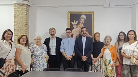 Imagen de la noticia: Coria del Río estrena un centro de Cáritas en la parroquia de San José