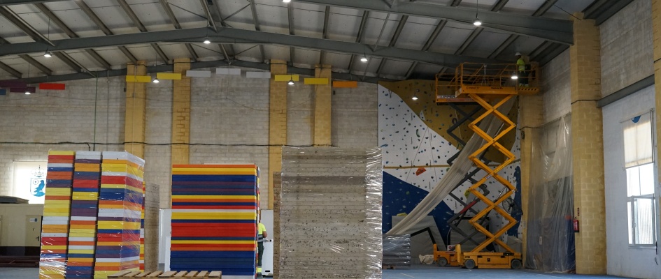Image for the story: El Cuervo renovates its municipal pavilion with 998,000 euros to host events all year round