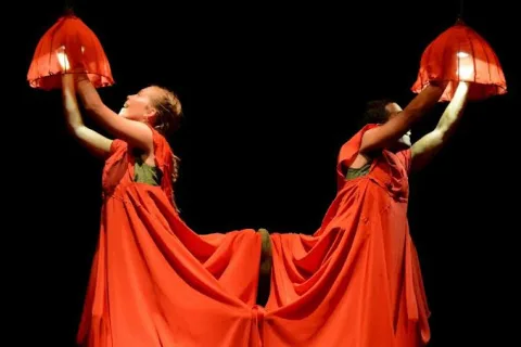 Image for the story: Tomares brings dance to the youngest with «¿Cuál es mi nombre…?»