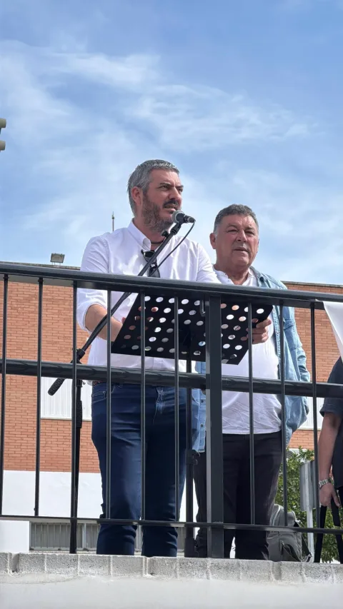 Imagen de la noticia: Fuentes de Andalucía y Lantejuela llevan a Sevilla su exigencia de arreglar la A-407