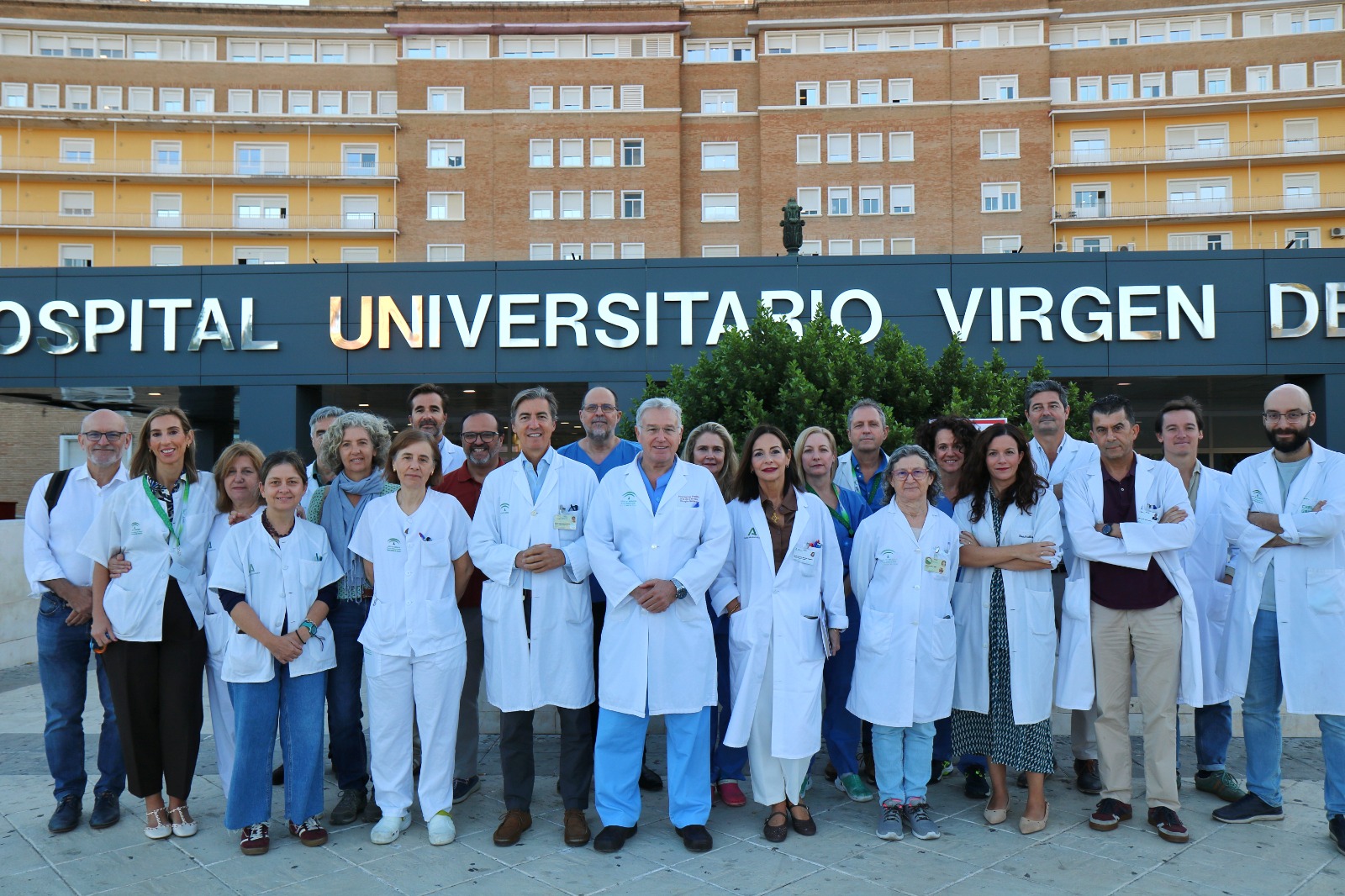 Imagen de la noticia: El Virgen del Rocío trata desde septiembre el cáncer de páncreas más complejo de Andalucía