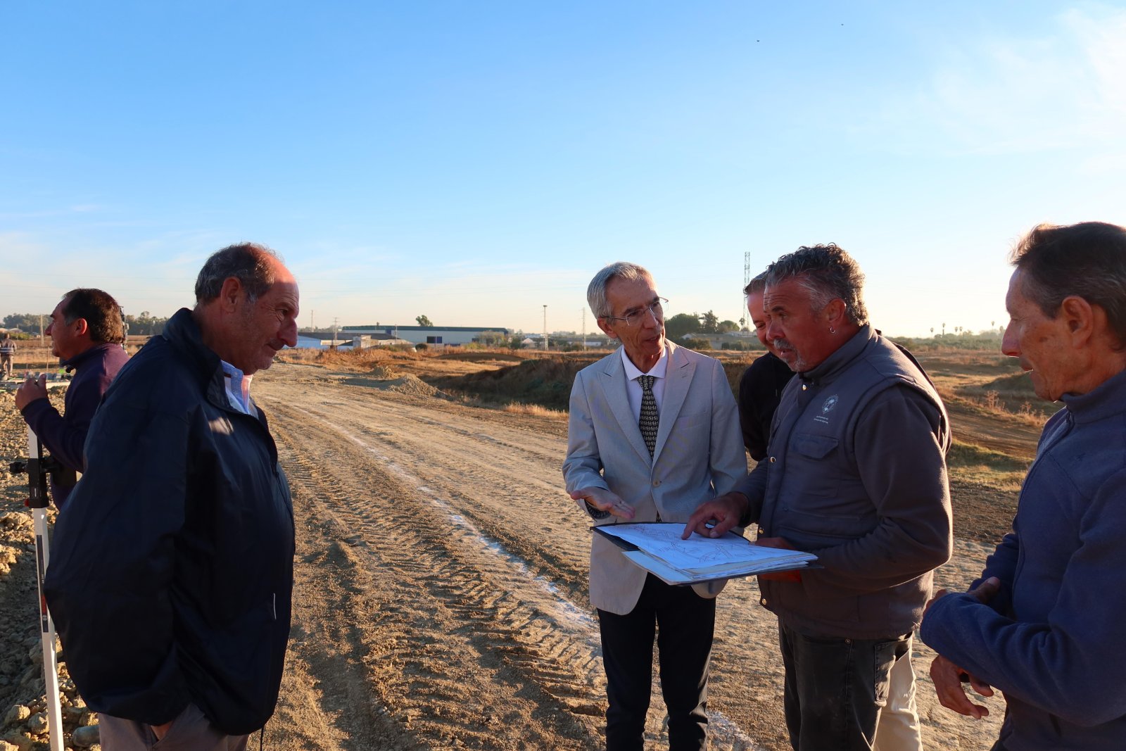 Imagen de la noticia: Utrera pide a la Junta 273.953 euros para ampliar el arbolado de Vistalegre