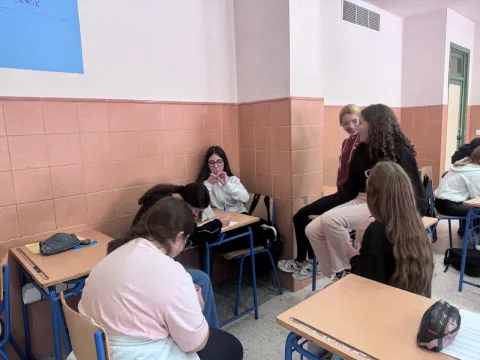 Imagen de la noticia: Parlamento Joven acerca el Ayuntamiento a 50 alumnos de la ESO