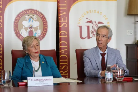Imagen de la noticia: Utrera y la Universidad de Sevilla firman su primer convenio patrimonial