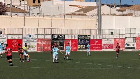 Imagen de la noticia: El Rinconada pierde en Lebrija y suma su cuarta derrota