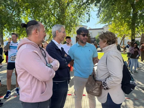 Imagen de la noticia: Utrera reúne a más de 750 deportistas en el duatlón y la carrera popular