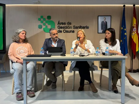 Imagen de la noticia: Osuna reúne a más de cien enfermeras de gestión de casos de la provincia