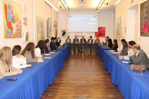 Imagen de la noticia: Taller en Sevilla para integrar la descarbonización en la empresa