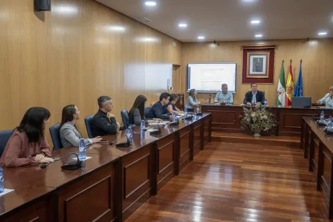 Imagen de la noticia: Estepa elige por sorteo a quienes estarán en las mesas del 29N